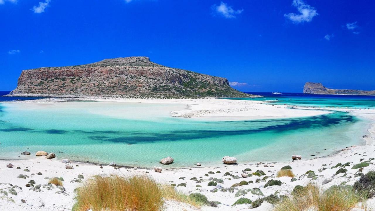 Karma Apartment - Next To Sandy Beach Chania  Buitenkant foto
